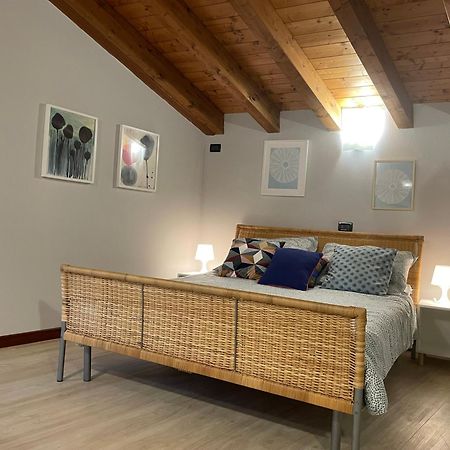 Villa Maria Apartments Moniga del Garda Exterior photo