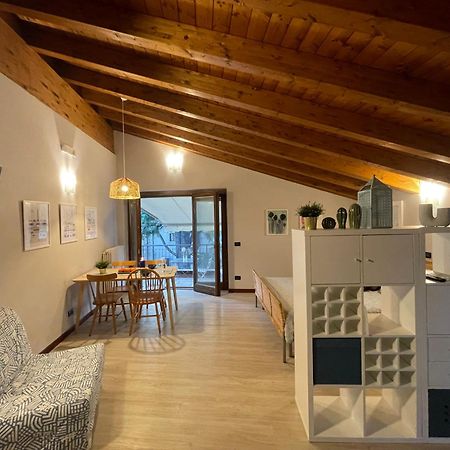 Villa Maria Apartments Moniga del Garda Exterior photo