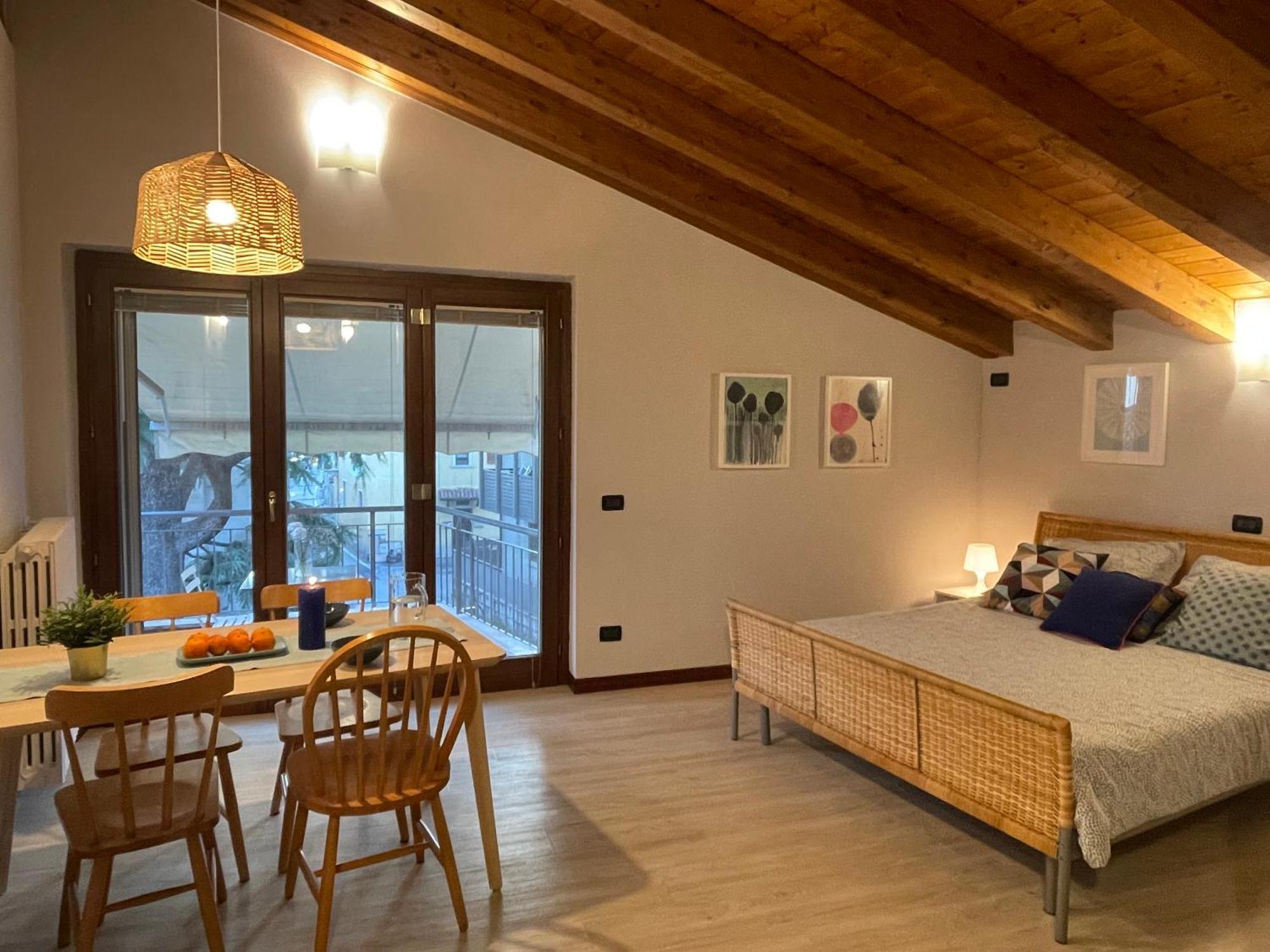 Villa Maria Apartments Moniga del Garda Exterior photo