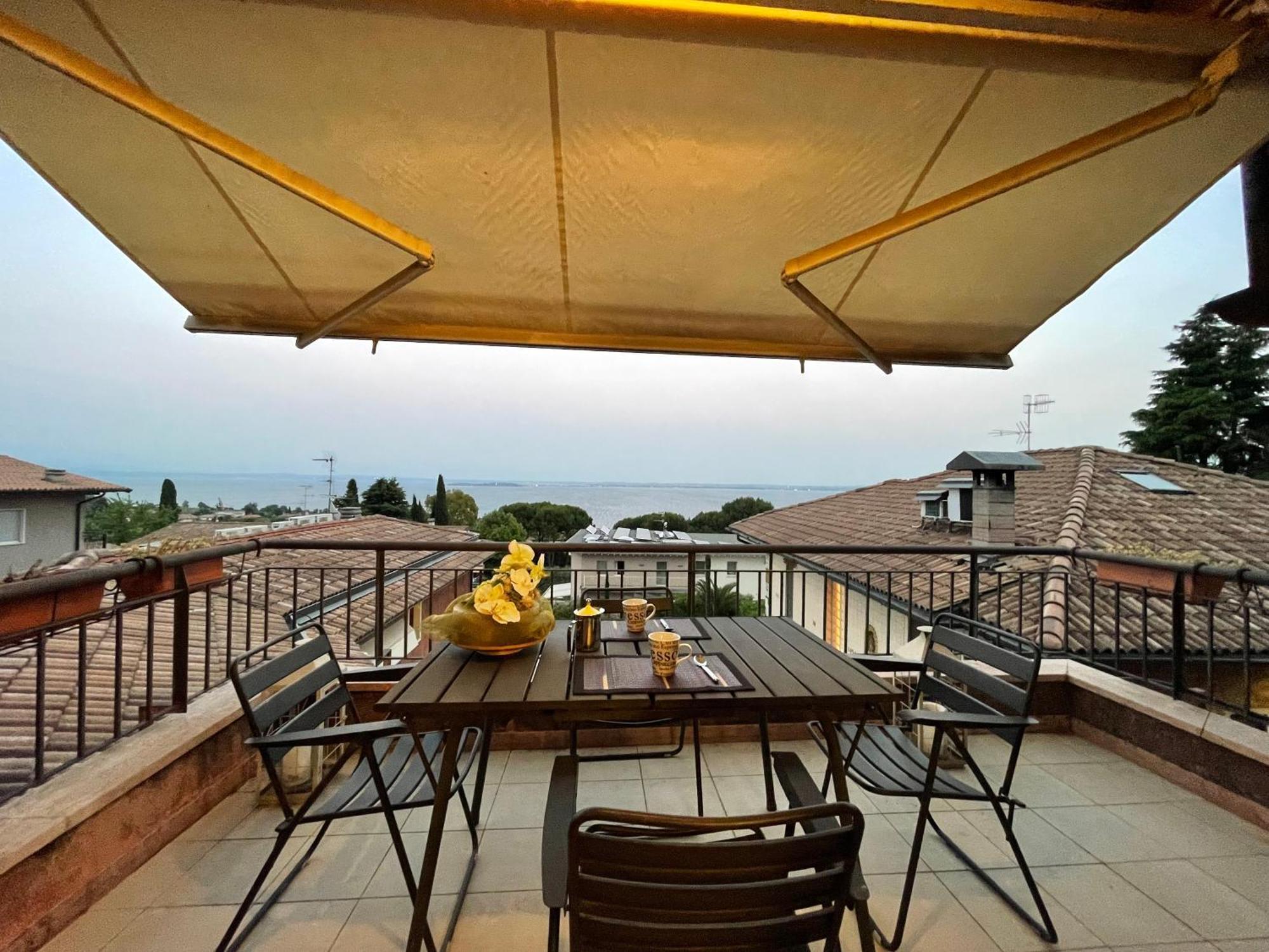 Villa Maria Apartments Moniga del Garda Exterior photo