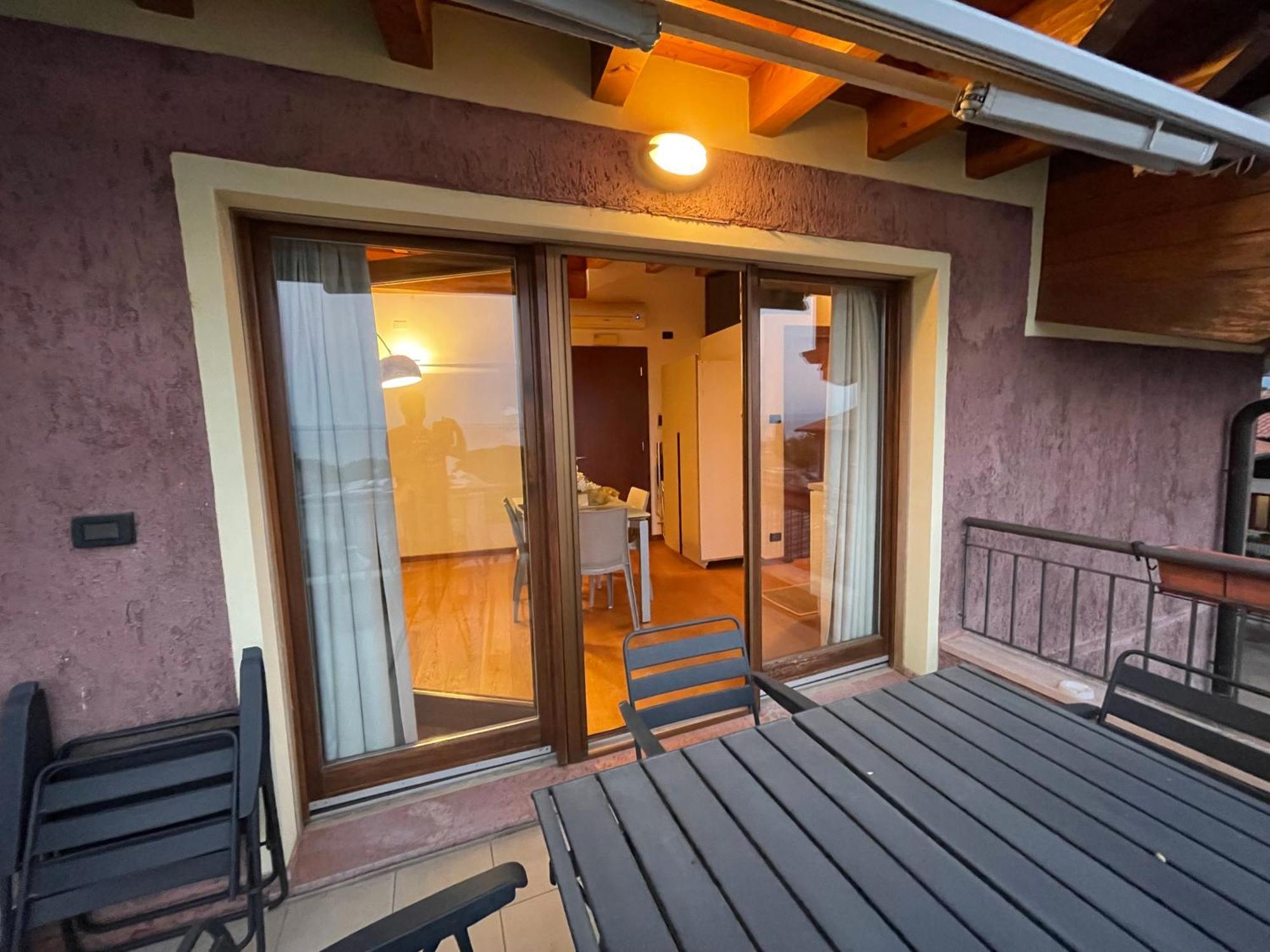Villa Maria Apartments Moniga del Garda Exterior photo